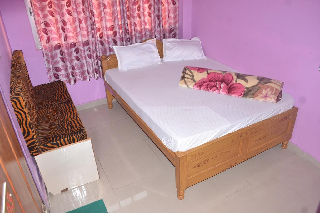 Hotel Sukh Sagar Inn เดฟการ์ ห้อง รูปภาพ